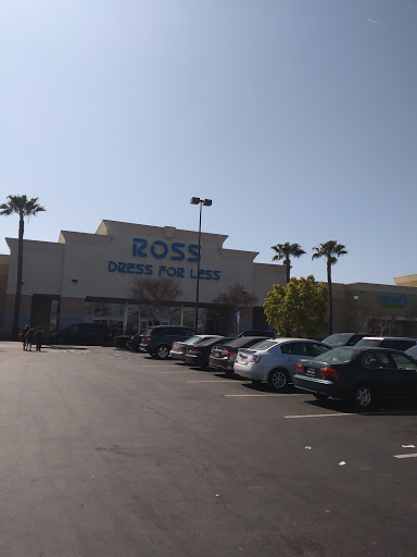 Clothing Store «Ross Dress for Less», reviews and photos, 212 Towne Center Dr, Compton, CA 90220, USA