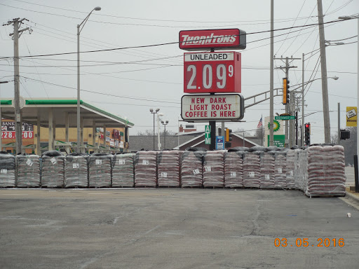 Gas Station «Thorntons», reviews and photos, 10559 Harlem Ave, Chicago Ridge, IL 60415, USA