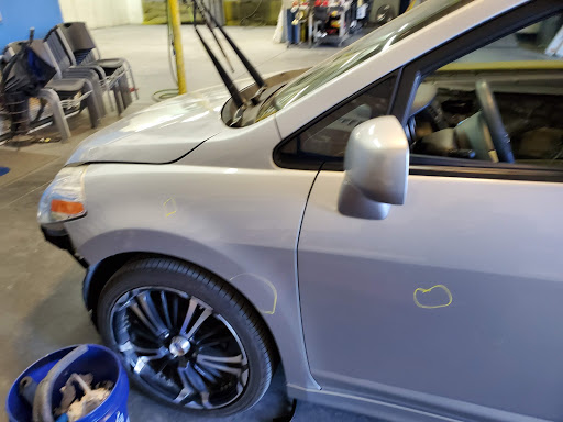 Auto Repair Shop «G & R Automotive - Bosch Car Service», reviews and photos, 800 Olive Dr, Davis, CA 95616, USA