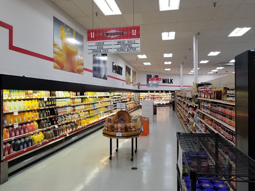 Grocery Store «Apples Grocery Store», reviews and photos, 4100 Ivanhoe Ave, Sheffield Lake, OH 44054, USA