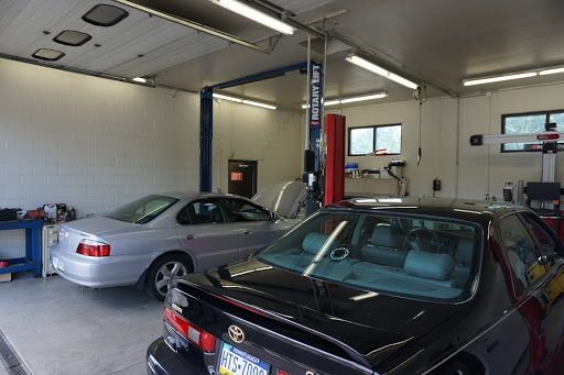 Auto Repair Shop «Safari Automotive Sales and Service», reviews and photos, 945 Chestnut St, Emmaus, PA 18049, USA