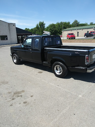 Salvage Yard «Fowler Brothers Auto Salvage», reviews and photos, 1616 W Jeff Davis Hwy, Elkton, KY 42220, USA