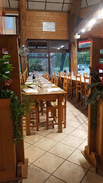 Atmosphère du Restaurant français La Taverne de l'Arc à Bourgneuf - n°15