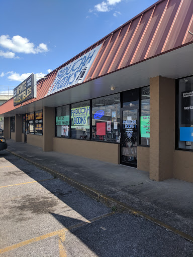 Paducah Books, 3233 Clarks River Rd #3, Paducah, KY 42003, USA, 