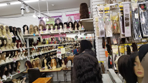 Beauty Supply Store «Elim Wig & Beauty Supply», reviews and photos, 4631 N Broadway St, Chicago, IL 60640, USA