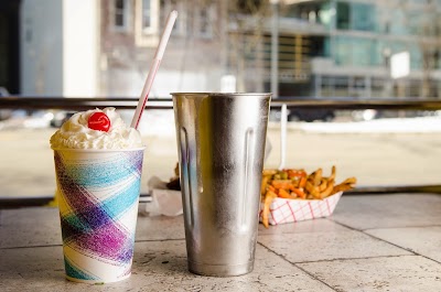Photos of Edzo's Burger Shop