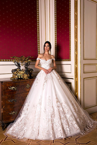 Bravo Bridals Toronto Wedding Dress Specialists