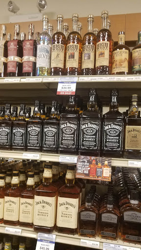 Liquor Store «VA ABC Store», reviews and photos, 3678 King St, Alexandria, VA 22302, USA