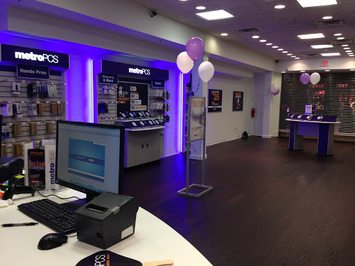 Cell Phone Store «MetroPCS Authorized Dealer», reviews and photos, 2001 South Rd, Poughkeepsie, NY 12601, USA