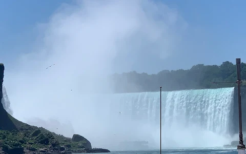 Magnificent Tours Niagara Falls image