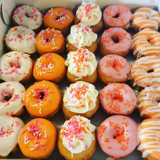 Donut Shop «Mini Doughnut Factory», reviews and photos, 2109 S Dale Mabry Hwy, Tampa, FL 33629, USA