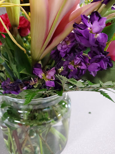 Florist «Belmar Flower Shop», reviews and photos, 3319 Preston Hwy, Louisville, KY 40213, USA