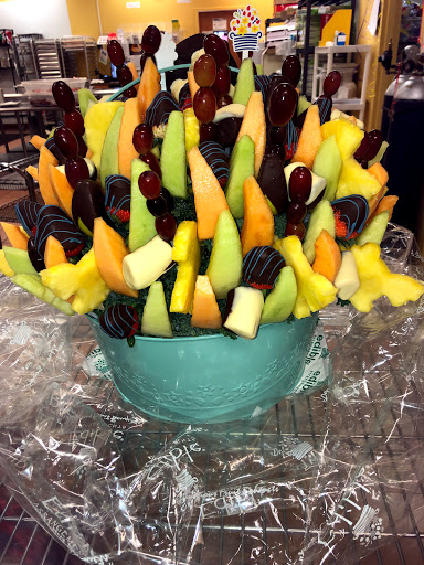 Gift Shop «Edible Arrangements», reviews and photos, 5 Regent Park Blvd Unit 101, Asheville, NC 28806, USA