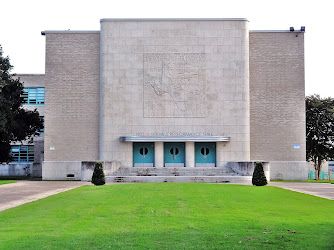 Ned S. Holmes Performance Hall at Lamar High School