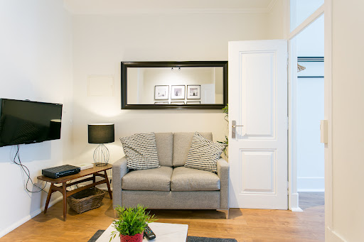 Restauradores by Central Hill Apartments - Vacation Rentals in Lisbon