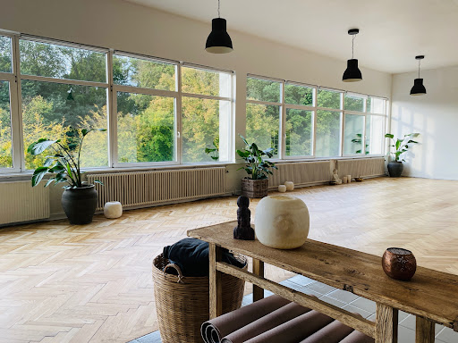 Temple Yoga in Charlottenlund, Gentofte
