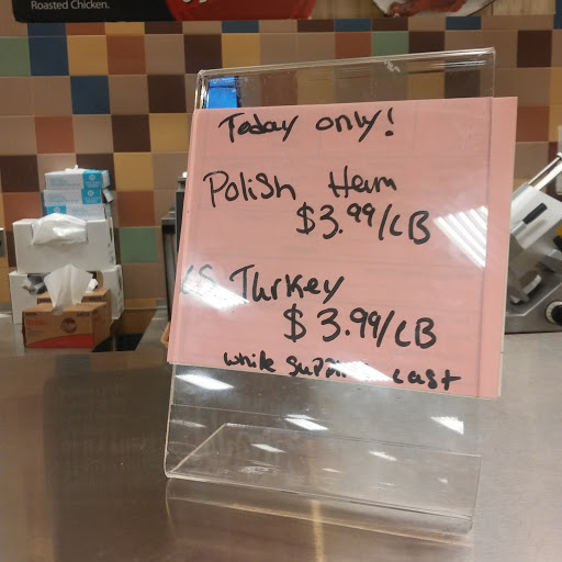 Grocery Store «Kroger», reviews and photos, 4080 E Blue Grass Rd, Mt Pleasant, MI 48858, USA