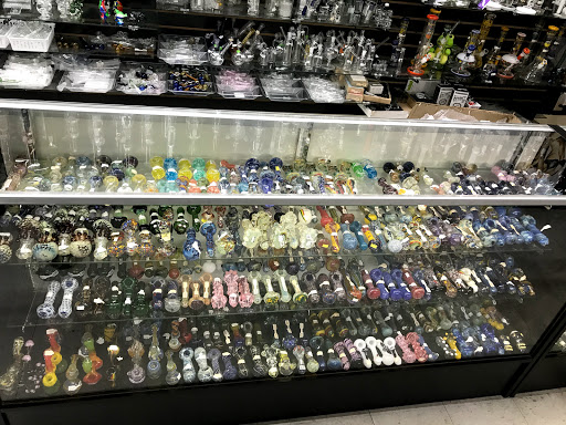 Tobacco Shop «Baytown Smoke Shop», reviews and photos, 3620 Garth Rd, Baytown, TX 77521, USA