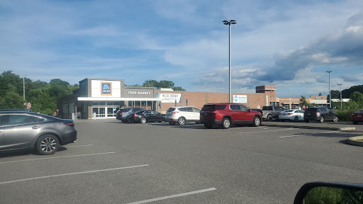 Supermarket «ALDI», reviews and photos, 3013 Washington Pike, Bridgeville, PA 15017, USA