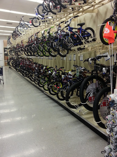 Sporting Goods Store «Academy Sports + Outdoors», reviews and photos, 710 Skyland Blvd, Tuscaloosa, AL 35405, USA