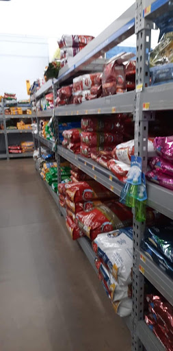 Discount Store «Walmart», reviews and photos, 40 Drury Dr, La Plata, MD 20646, USA