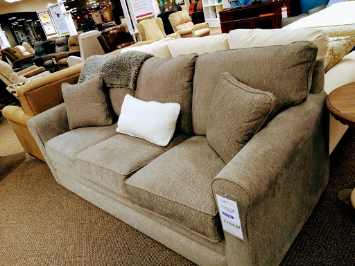 Furniture Store «La-Z-Boy Furniture Galleries», reviews and photos, 110 Faunce Corner Mall Rd, North Dartmouth, MA 02747, USA