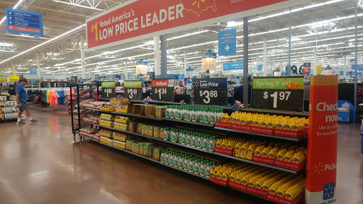 Department Store «Walmart Supercenter», reviews and photos, 108 N Apple Blossom Dr, Chelan, WA 98816, USA