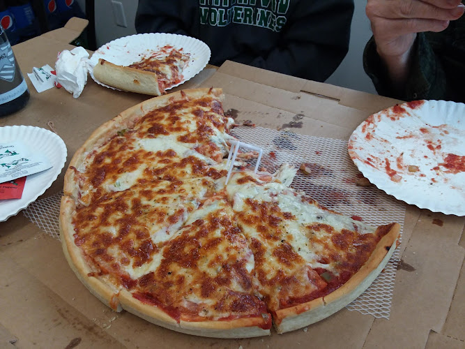 #9 best pizza place in West Allis - Pizzeria Scotty
