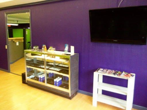 Tattoo Shop «Among the Living», reviews and photos, 521 N High St, Lancaster, OH 43130, USA