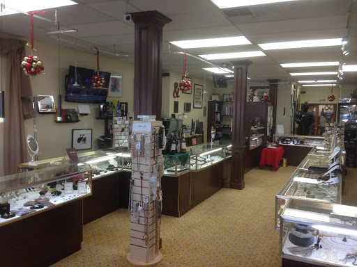 Jewelry Store «Bellport Jewelers & Rarities», reviews and photos, 148 S Country Rd, Bellport, NY 11713, USA