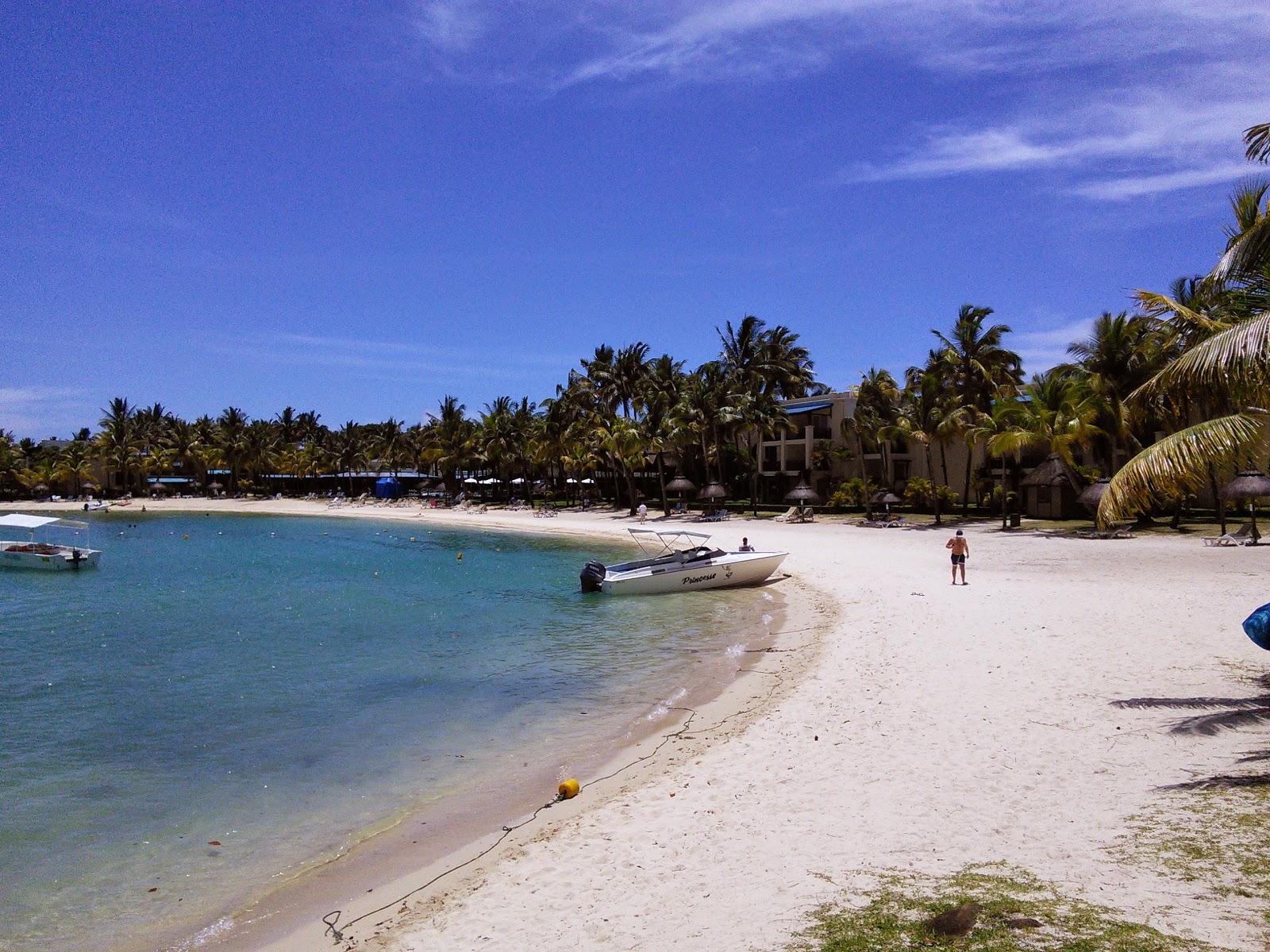 Blue Bay Beach'in fotoğrafı çok temiz temizlik seviyesi ile