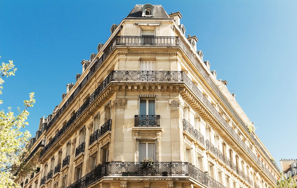 Cabinet Dwelling Paris