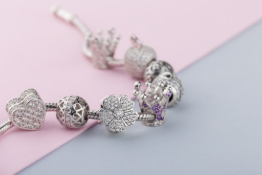 Jewelry Buyer «The Jewelers & Loan Company of Quincy», reviews and photos, 509 Beale St, Quincy, MA 02170, USA