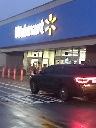 Discount Store «Walmart», reviews and photos, 55 Brooksby Village Way, Danvers, MA 01923, USA