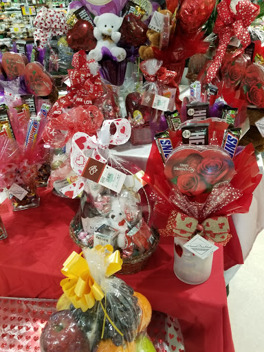 Grocery Store «Harris Teeter», reviews and photos, 33 Office Park Rd, Hilton Head Island, SC 29928, USA