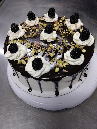 Grocery Store «European Market & Deli 