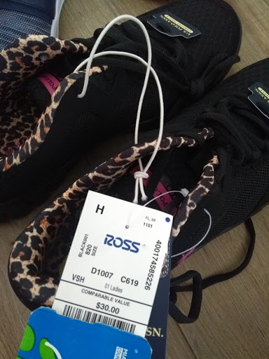 Clothing Store «Ross Dress for Less», reviews and photos, 12115 Biscayne Blvd, North Miami, FL 33181, USA