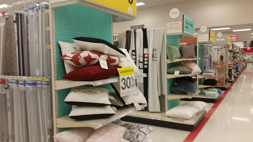 Department Store «Target», reviews and photos, 4777 S 27th St, Greenfield, WI 53221, USA