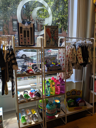 Toy Store «Tadpole», reviews and photos, 58 Clarendon St, Boston, MA 02116, USA