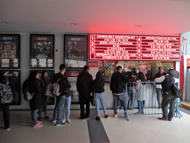 Opiniones de Cine Star Multicines en Breña - Cine