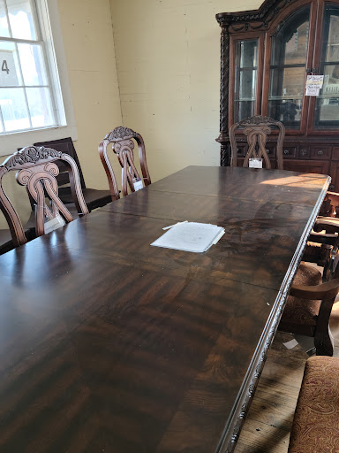 Furniture Store «Akins Furniture (Dogtown)», reviews and photos, 3450 Co Rd 81, Fort Payne, AL 35967, USA