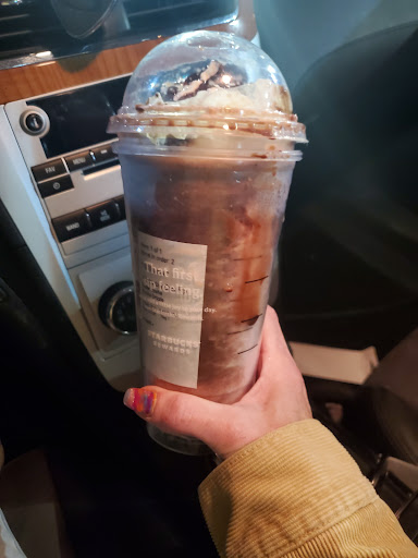 Coffee Shop «Starbucks», reviews and photos, 2034 N Highland Ave, Jackson, TN 38305, USA