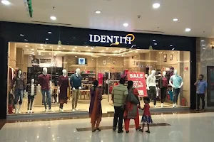 Identiti (Lulu Mall) image