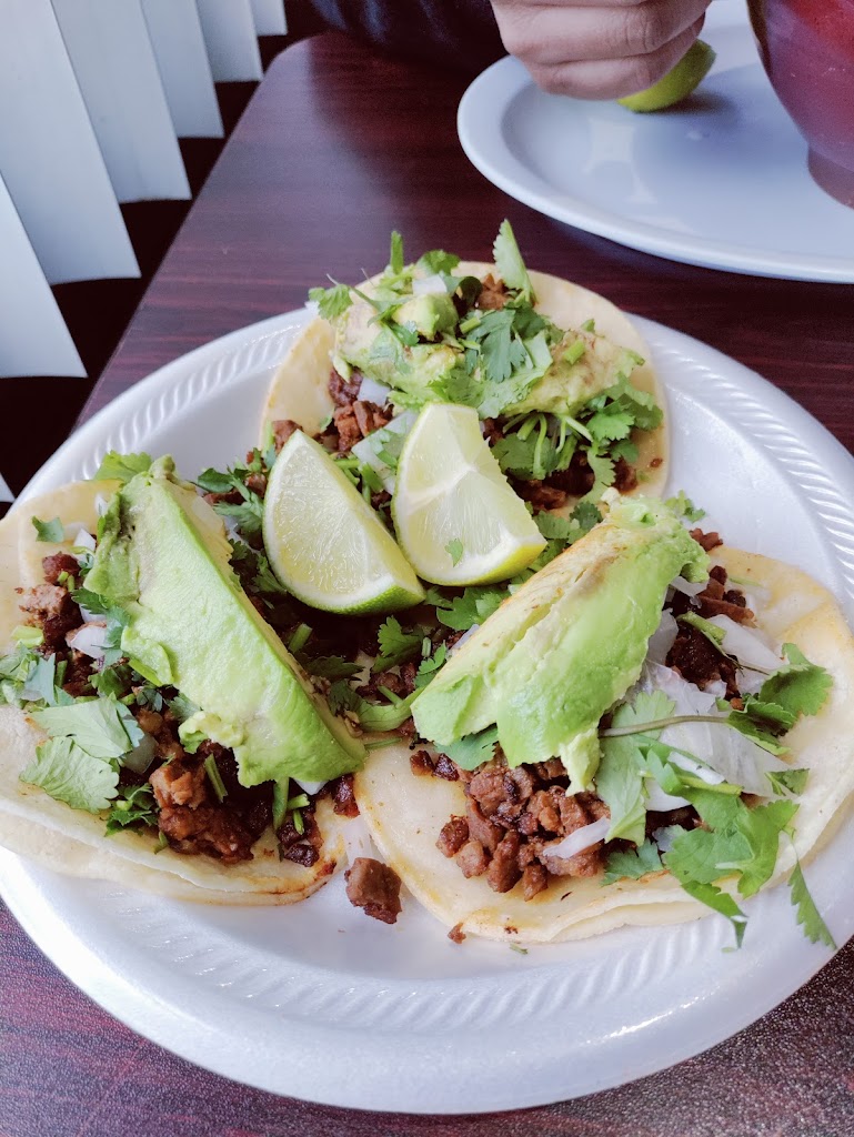 El Roble Salvadoran Restaurant 19601