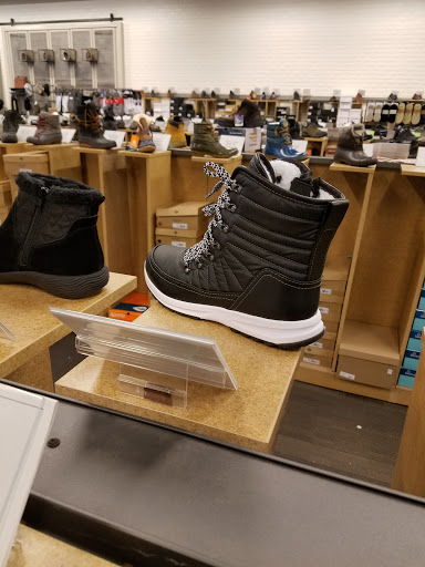 DSW Designer Shoe Warehouse