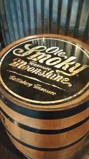 Restaurant «Lanes Trains And Automobiles», reviews and photos, 450 Butler Dr, Murfreesboro, TN 37127, USA