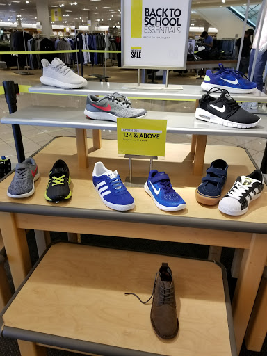 Department Store «Nordstrom Easton Town Center», reviews and photos, 4000 Worth Ave, Columbus, OH 43219, USA