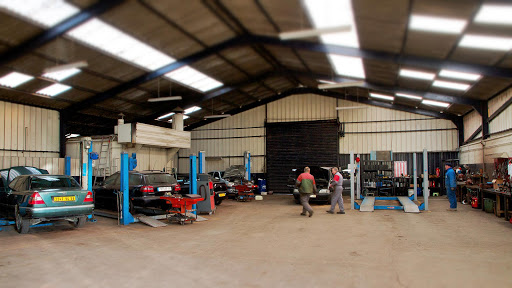 Photo 1 - Garage Birien