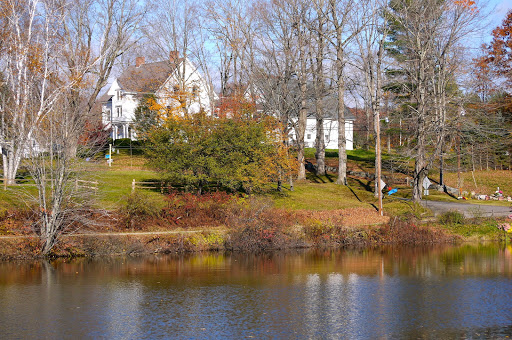 Bed & Breakfast «Highland Lake Inn», reviews and photos, 32 Maple St, Andover, NH 03216, USA