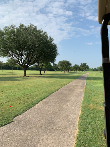 Golf Course «Grover C Keeton Golf Course», reviews and photos, 2323 N Jim Miller Rd, Dallas, TX 75227, USA